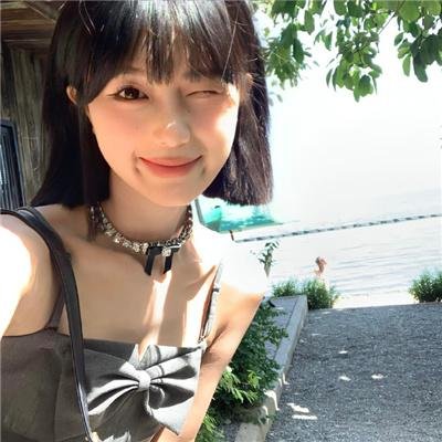闪亮女孩